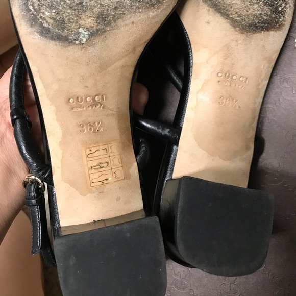 ❌SOLD❌💯 Authentic GUCCI strappy sandals in black - Picture 3 of 7
